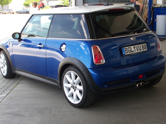 Mini CooperS 003.jpg