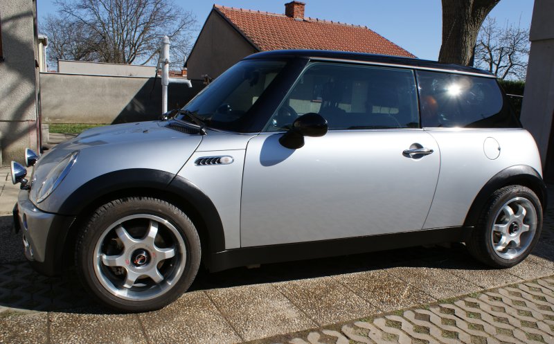 mini001.jpg