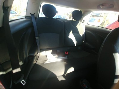 zadní sedačky.jpg (42.96 KiB) Zobrazeno 9325 krát zadní sedačky.jpg